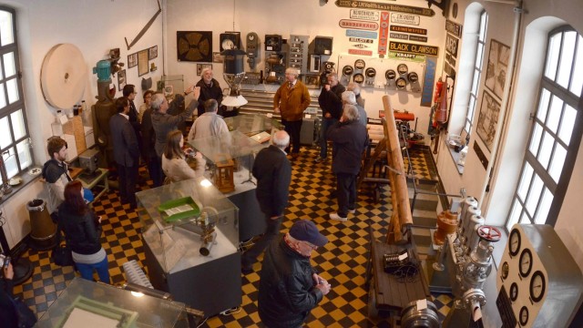 MD-Papiermuseum: Im Inneren des früheren Dampfturbinenhauses auf dem MD-Gelände befindet sich auf zwei Etagen das Papiermuseum.