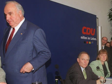 Karlheinz Schreiber CDU-Spendenaffäre Schmiergeld Helmut Kohl, dpa