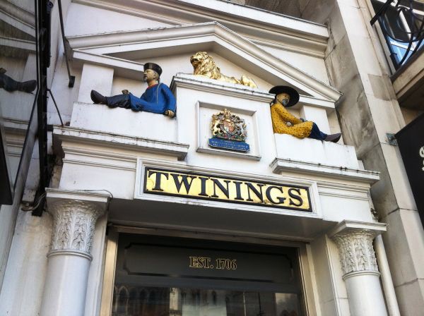 Spotted by Locals London Twinings Tea Shop Städtereise Städtetipps Reisetipps