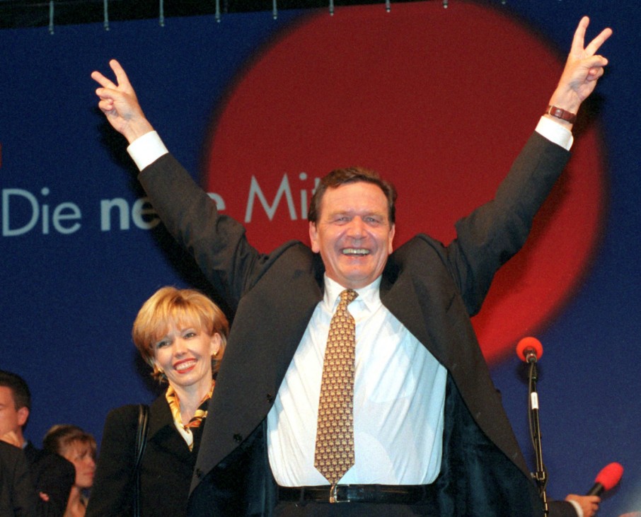 Bundestagswahl historisch - Schröder Wahlsieg 1998
