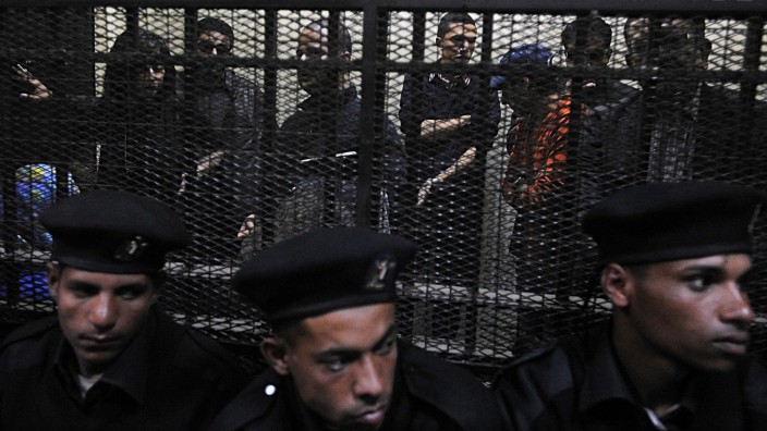 Egypt convicts all 43 NGO workers