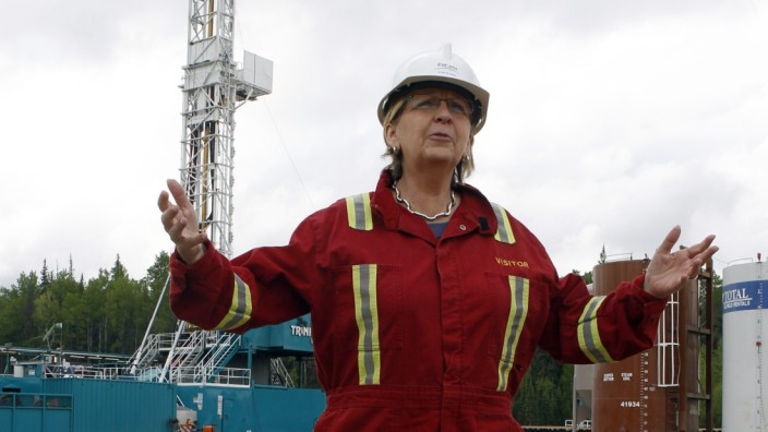 NRW-Ministerpräsidentin Hannelore Kraft besucht eine Fracking-Bohrstelle im kanadischen Dawson Creek