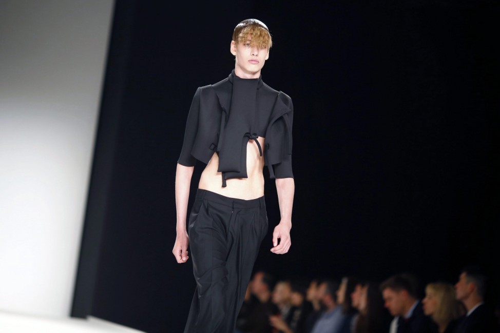J.W. Anderson Runway - London Fashion Week Men's Collections S/S