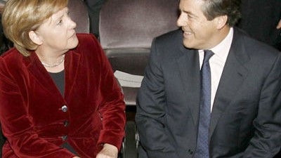 Merkel: Staatsgeld für Bankier: Angela Merkel und Josef Ackermann