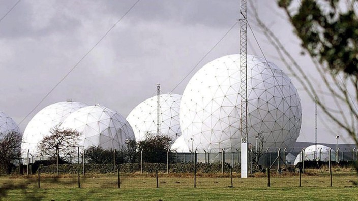 Antennen in Menwith Hill - mutmaßlicher Sitz des britischen GCHQ.