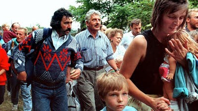 Paneuropäisches Picknick: Am 19. August 1989 fand in Ungarn ein Friedensfest statt - viele DDR-Bürger nutzten es zur Flucht in den Westen.