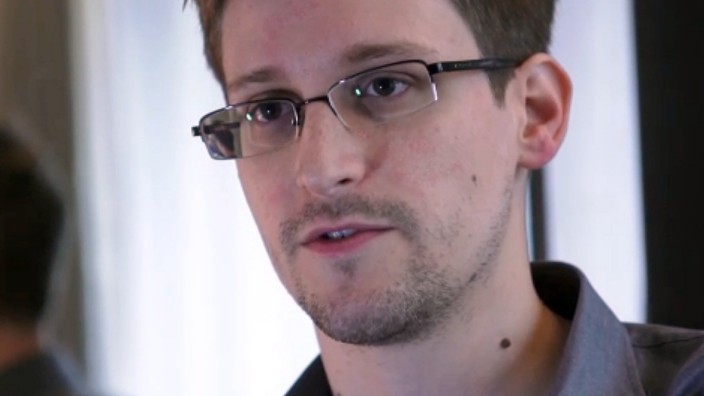 Keine Zuflucht in Deutschland: Whistleblower ohne Heimat: Nun hat der ehemalige Geheimdienstmitarbeiter Edward Snowden auch in Deutschland Asyl beantragt.