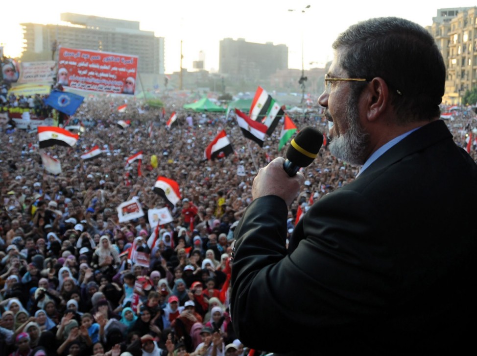 Egypt army suspends constitution, President Morsi ousted