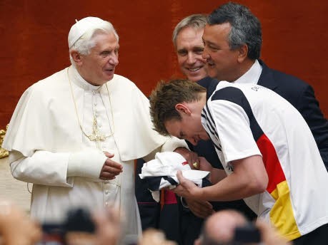 Papst Benedikt XVI Paul Biedermann AFP