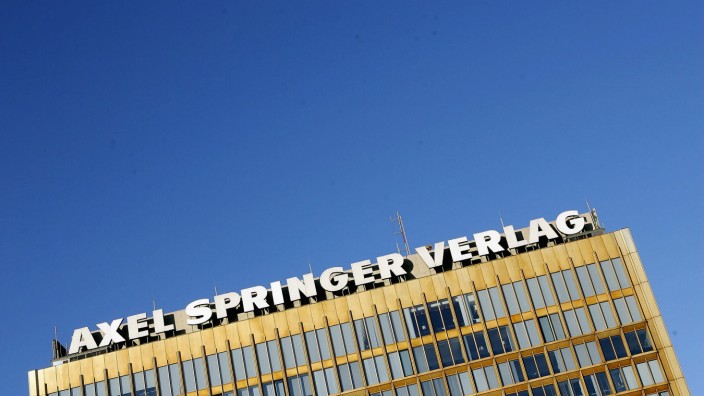 ARCHIV: Axel Springer verkauft Regionalzeitungen, Programm- und Frauenzeitschriften an die Funke Mediengruppe