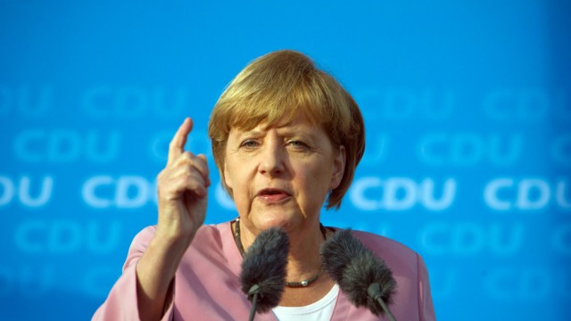 Kanzlerin Angela Merkel auf Sommertour cdu Deutschlandtrend