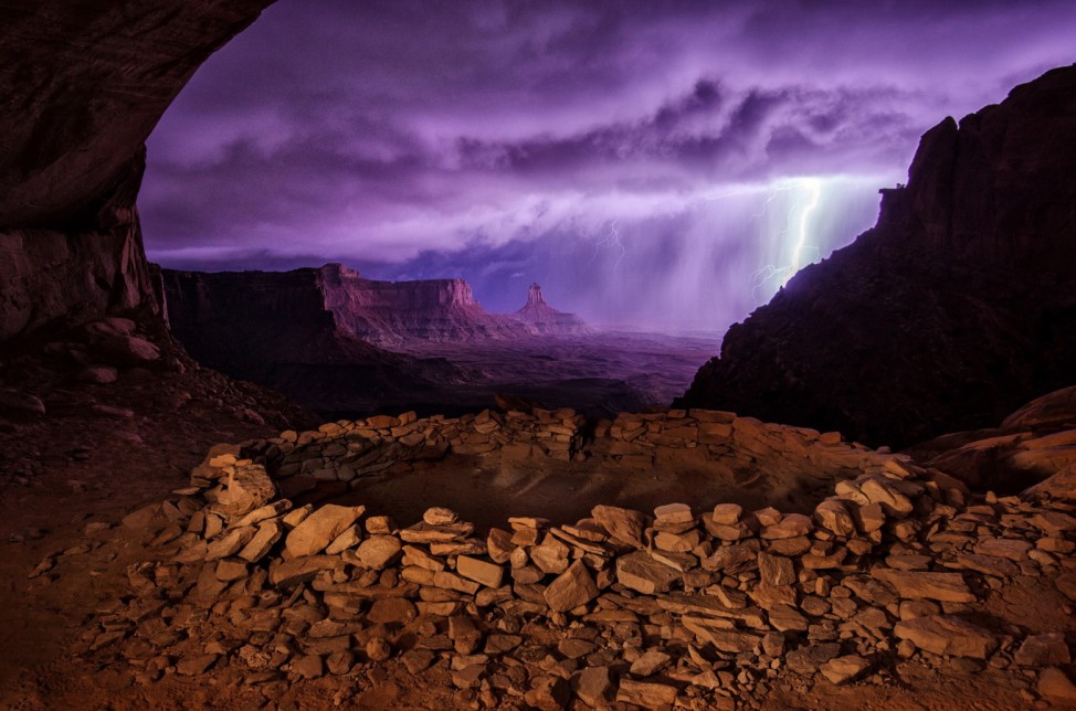Gewitter in False Kiva National Geographic Traveler Photo Contest Max Seigal