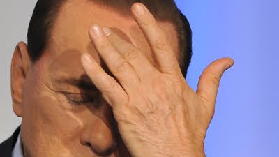 Italien: Silvio Berlusconi im Büßergewand.