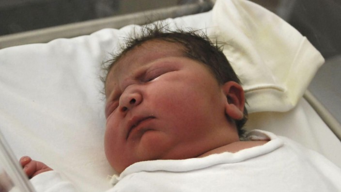 The heaviest baby born in Spain by natural birth