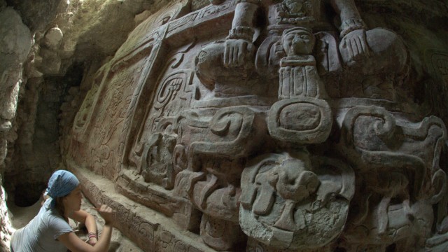 SPECTACULAR MAYAN FREIZE IS FOUND IN GUATEMALA