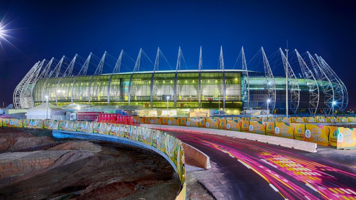 Fußball-WM 2014 in Brasilien: Die Castelao Arena in Fortaleza ist eines von zwölf Stadien bei der Fußball-Weltmeisterschaft in Brasilien.