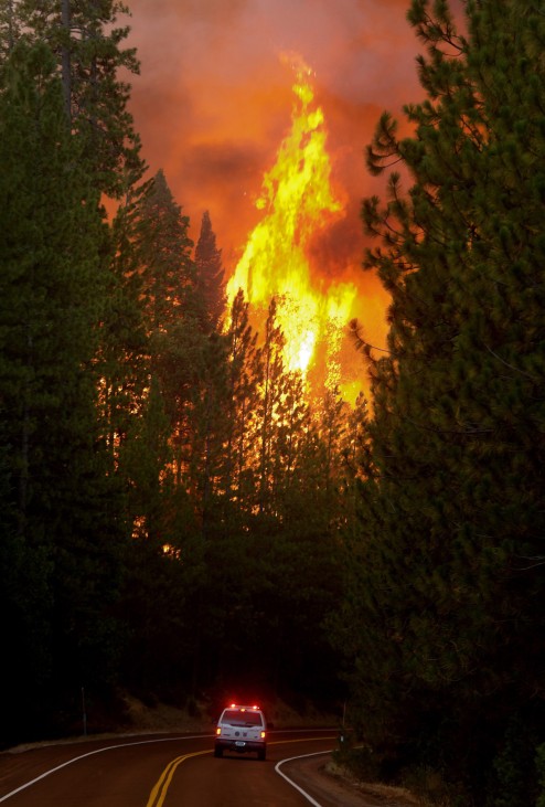 California wild fire near Yosemite