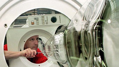 Die Waschmaschine der Zukunft: Hat die herkömmliche Waschmaschine bald ausgedient? Eine Firma aus England geht neue Wege.