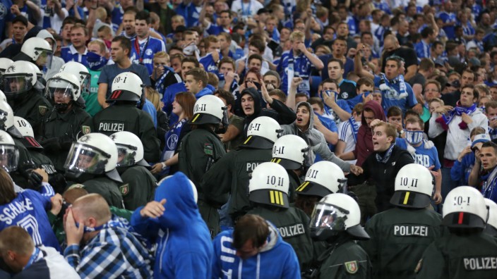Polizei zieht sich aus Schalker Arena weitgehend zurück