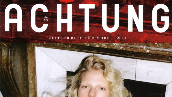 Zehn Jahre Modemagazin "Achtung": Ein Cover des Modemagazins "Achtung".