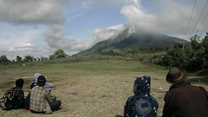 Vulkan Sinabung auf Sumatra