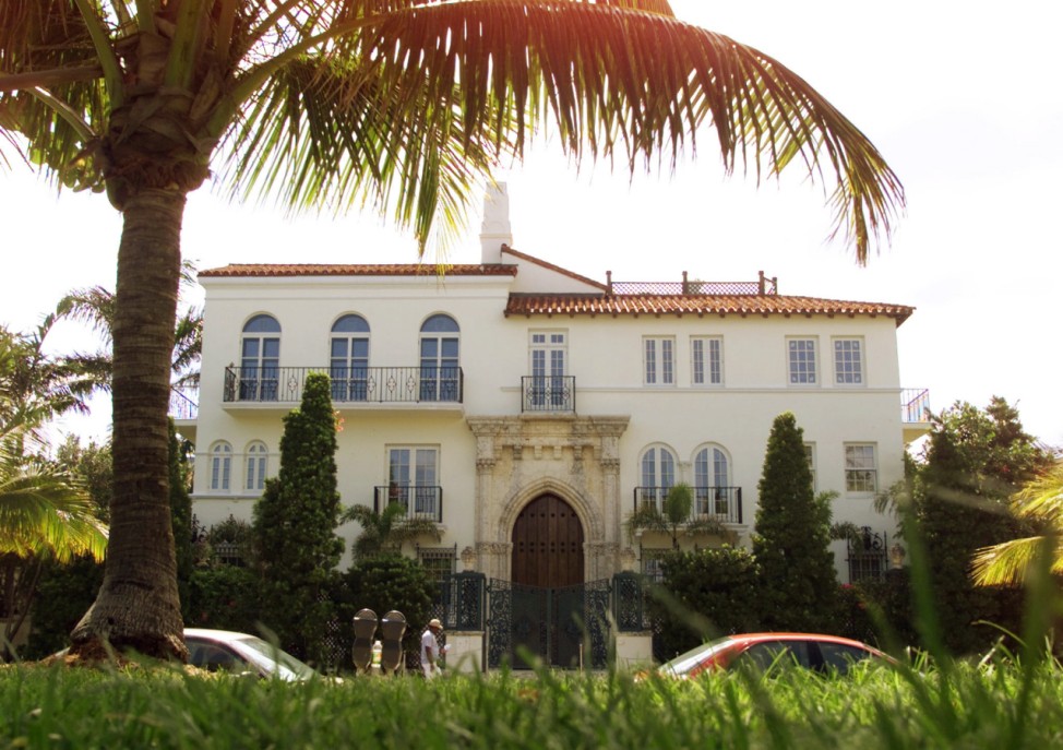 VERSACE MANSION TO BE SOLD TO BTI TELECOM HEAD