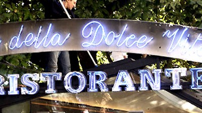 Italienische Mafia: Nicht mehr in den Händen der Mafia: Das legendäre Café de Paris in Rom.
