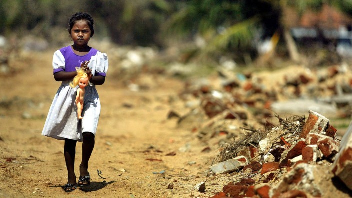 Tsunami, Überlebendes Kind, das seine Eltern verloren hat, 2005