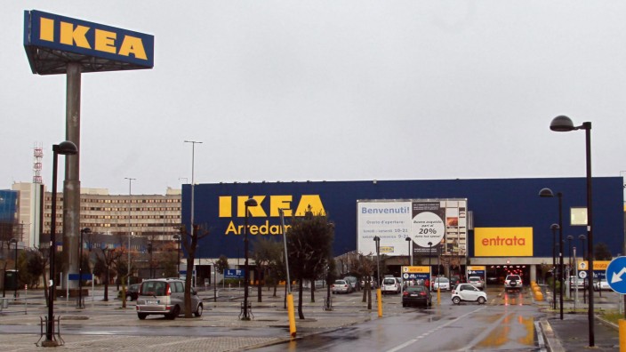 Ikea stops the sale of meatballs in Italy after the discovery of