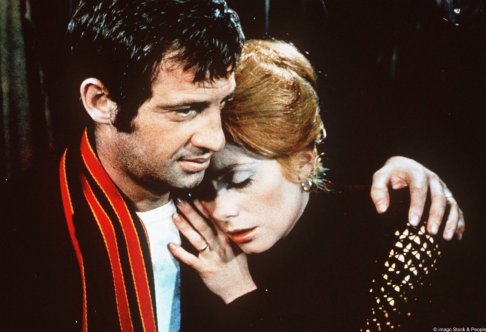 Jean-Paul Belmondo und Catherine Deneuve in "Das Geheimnis der falschen Braut" von François Truffaut