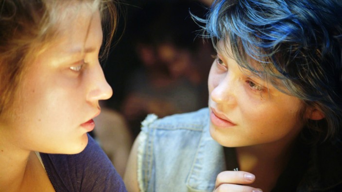 Adèle Exarchopoulos (links) und Léa Seydoux in "Blau ist eine warme Farbe"
