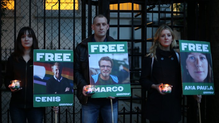 Vigil For Greenpeace Activists Jailed In Russia