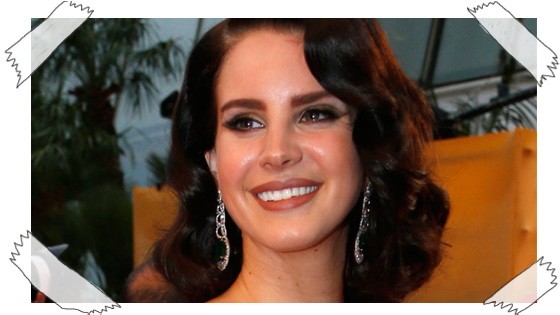 Promiblog zu Lana Del Rey: Sängerin Lana Del Rey hat offen über ihre Alkoholsucht gesprochen.