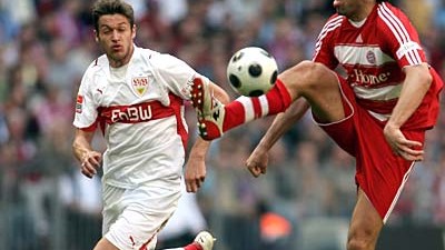 FC Bayern München: Bayern-Star Luca Toni erzielte in der Partie gegen den VfB Stuttgart seinen 21. Saisontreffer.