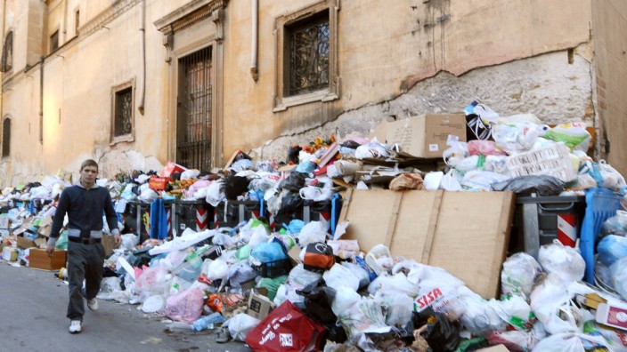Müll in den Straßen von Palermo