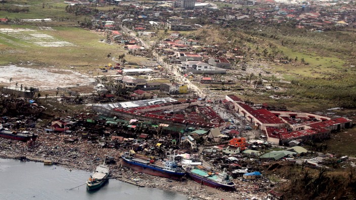Death Toll Rises in Philippines Following Impact Of Super Typhoon *** BESTPIX ***