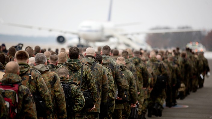 Bundeswehr-Soldaten starten in den Türkei-Einsatz
