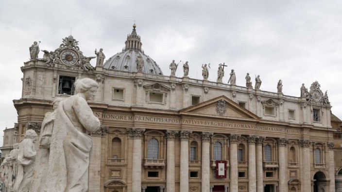 Vatikan: Papst fordert Reformen