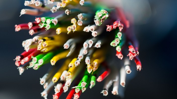 Telekom sichert Kupferkabel mit künstlicher DNA