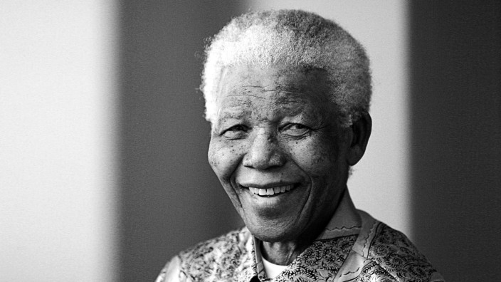 Nelson Mandela (1918-2013): Nelson Mandela: "Ein Symbol, kein Heiliger"