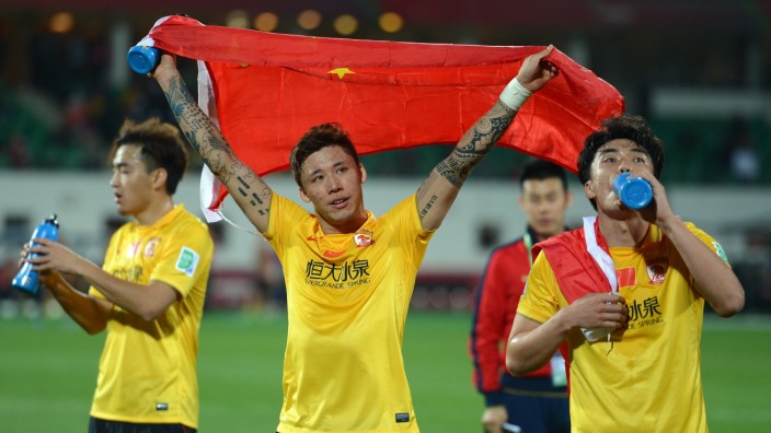 Guangzhou Evergrande FC v Al-Ahly SC - FIFA Club World Cup Quarter Final