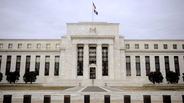 US Federal Reserve to taper its quantitative easing, by about 10