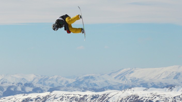 BESTPIX  Winter Games NZ - Day 12: Snowboard Big Air