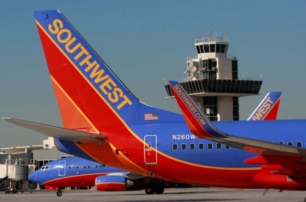 Southwest Posts First Loss In 17 Years, Due To Fuel-Hedging Write Down