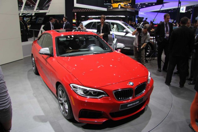 Das BMW 2er Coupé feiert auf der Detroit Motor Show seine Weltpremiere.