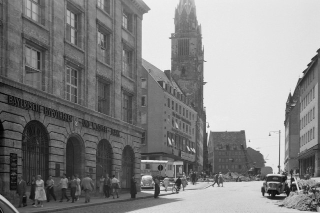 Plätze in Deutschland 1950 und heute