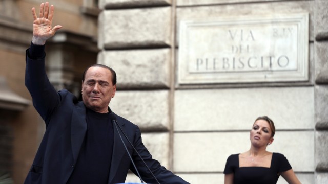 Silvio Berlusconi mit seiner Partnerin Francesca Pascale 2013