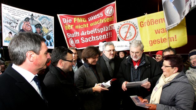 War da was?: Der Besuch von Bayerns Wirtschaftsministerin Ilse Aigner bei der Kreishandwerkerschaft in Freising hat Kandidaten verschiedenster Couleur aufgescheucht.