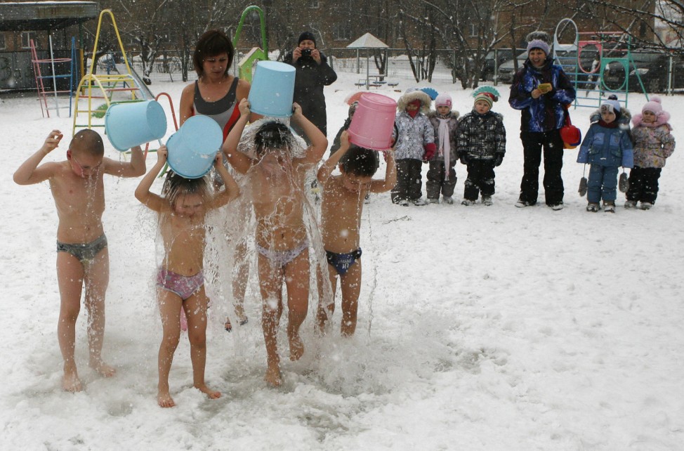 Children pour cold water on themselves at local kindergarten number 317 in Krasnoyarsk