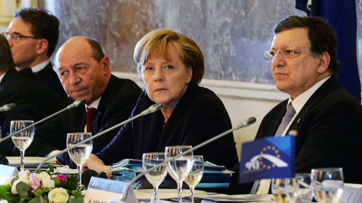 Krim-Krise: EU-Gipfel in Brüssel: Nach langen Beratungen entscheiden sich die Staats- und Regierungschef, die Sanktionen gegen Russland zu verschärfen